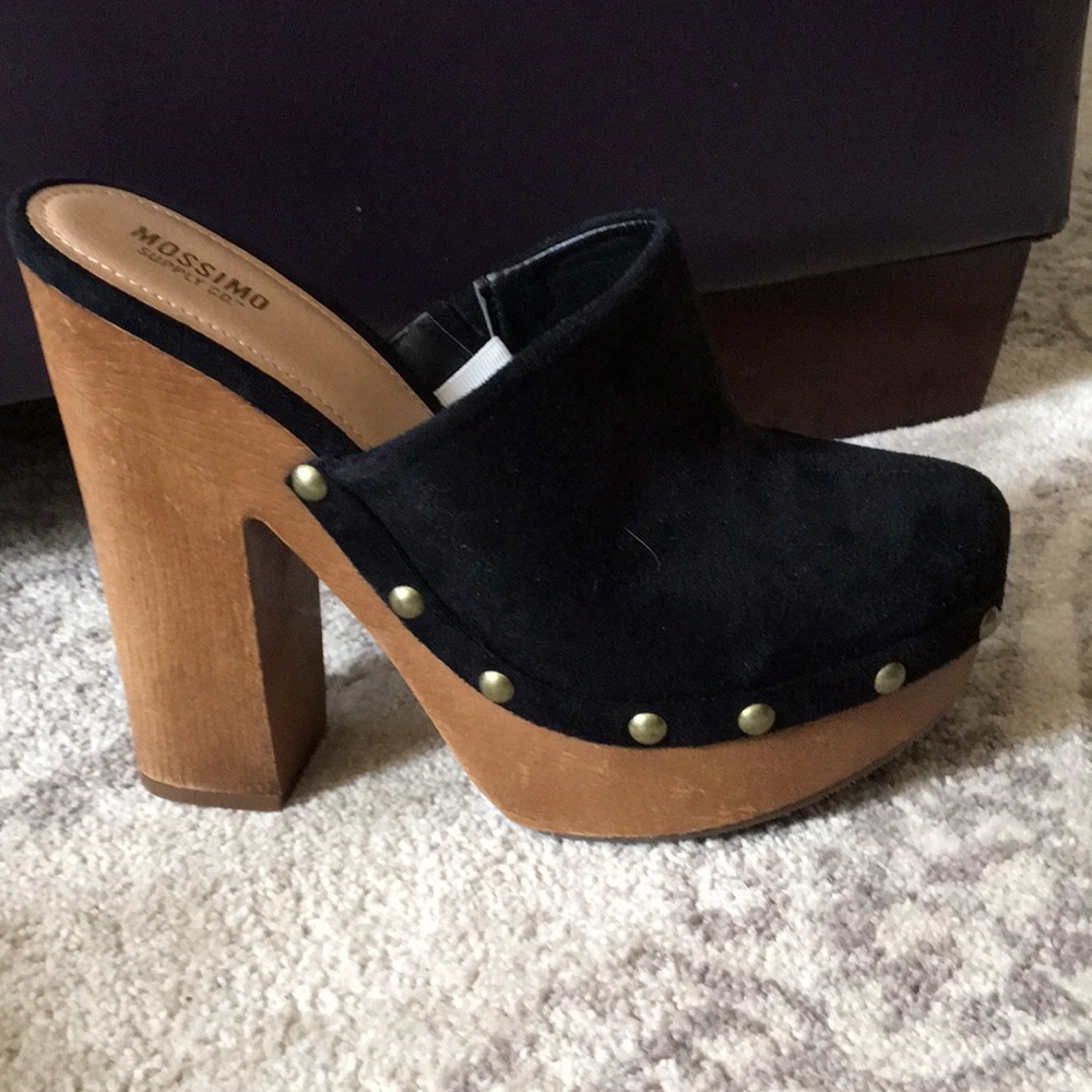 Platform clog black suede